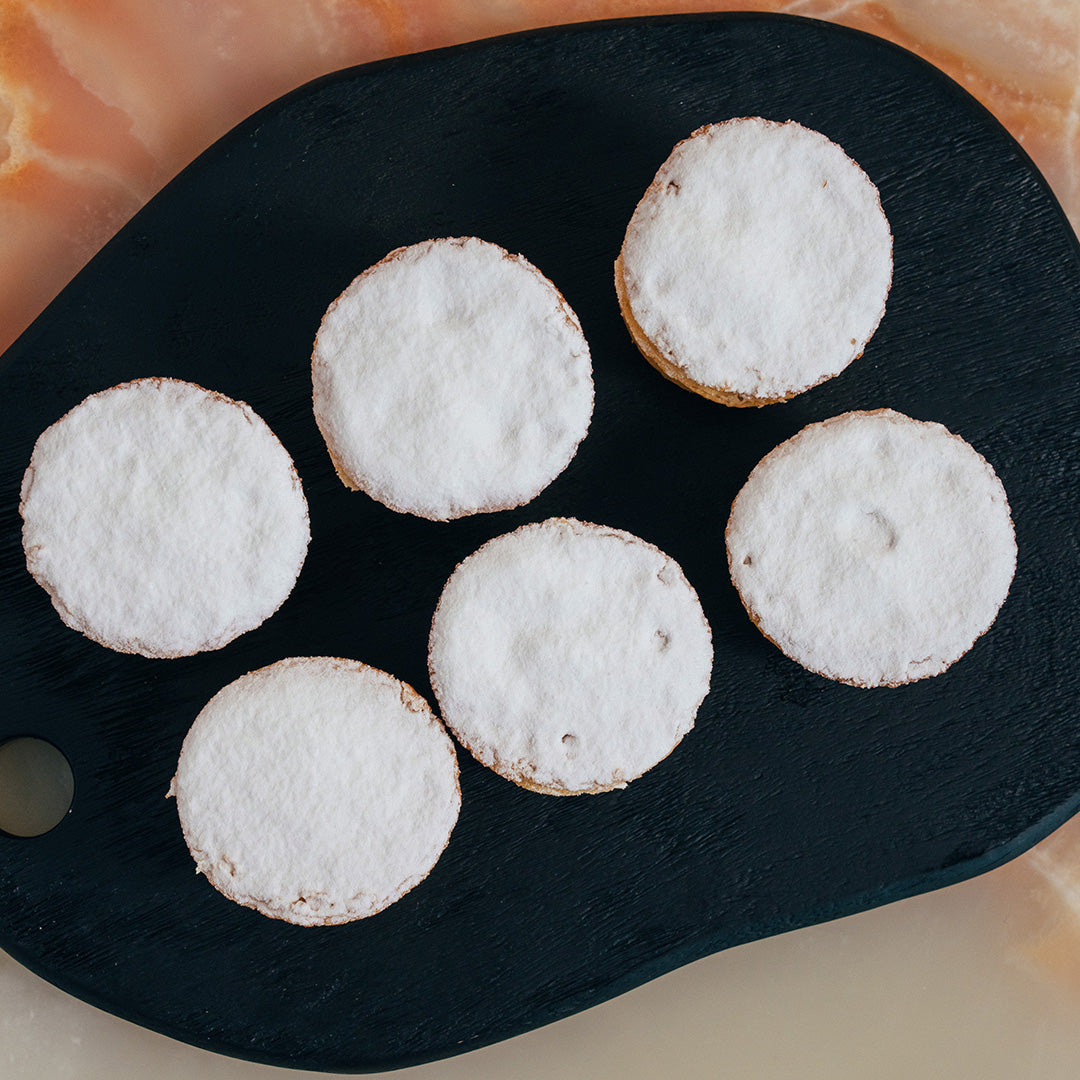 Petite Victoria Sponge Cakes